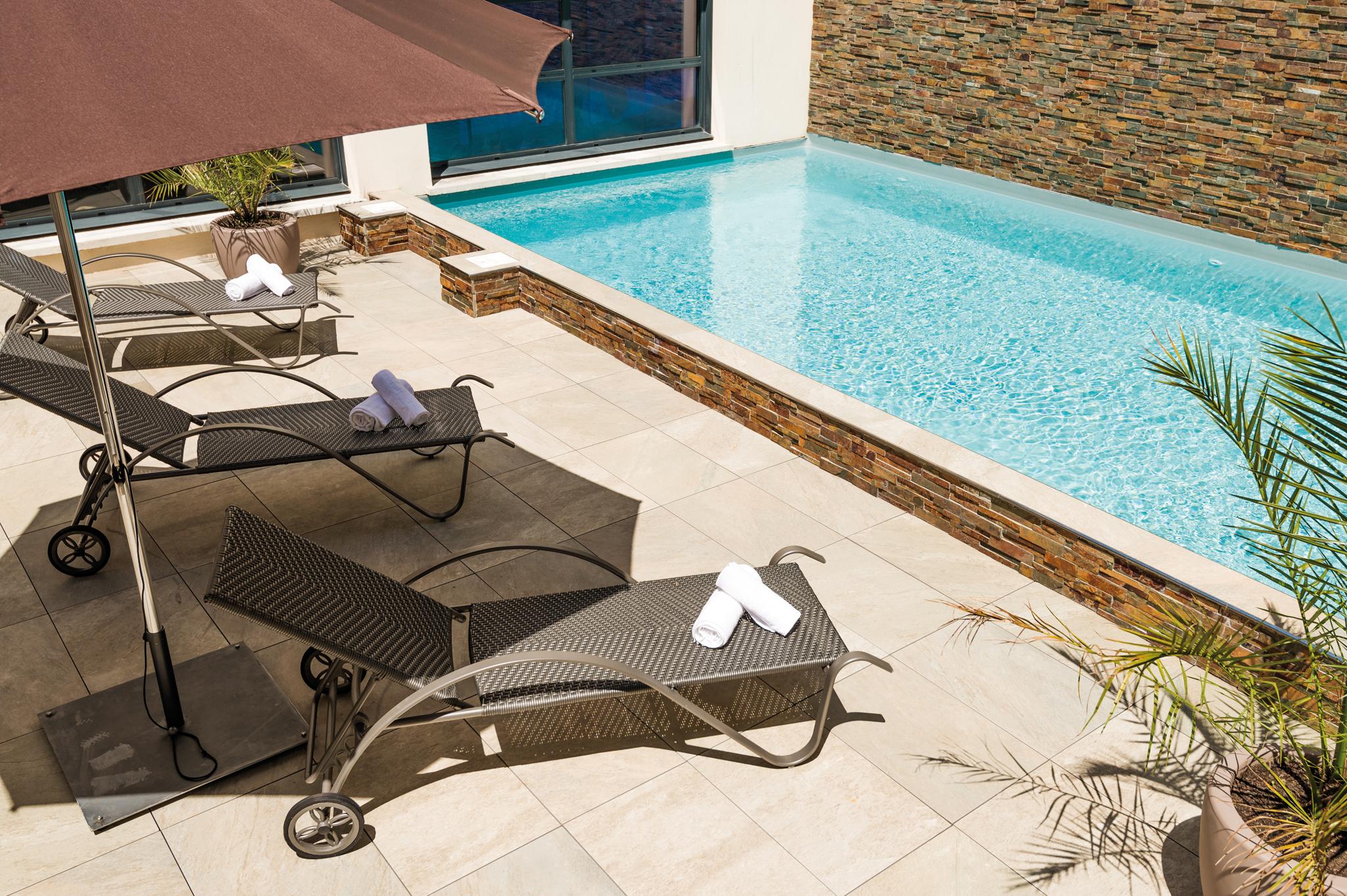 Lagrange Vacances Les Patios Eugenie Биариц Екстериор снимка